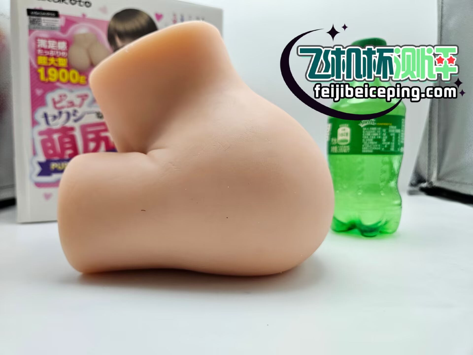 飞机杯测评:RAKUKOTO纯欲萌尻