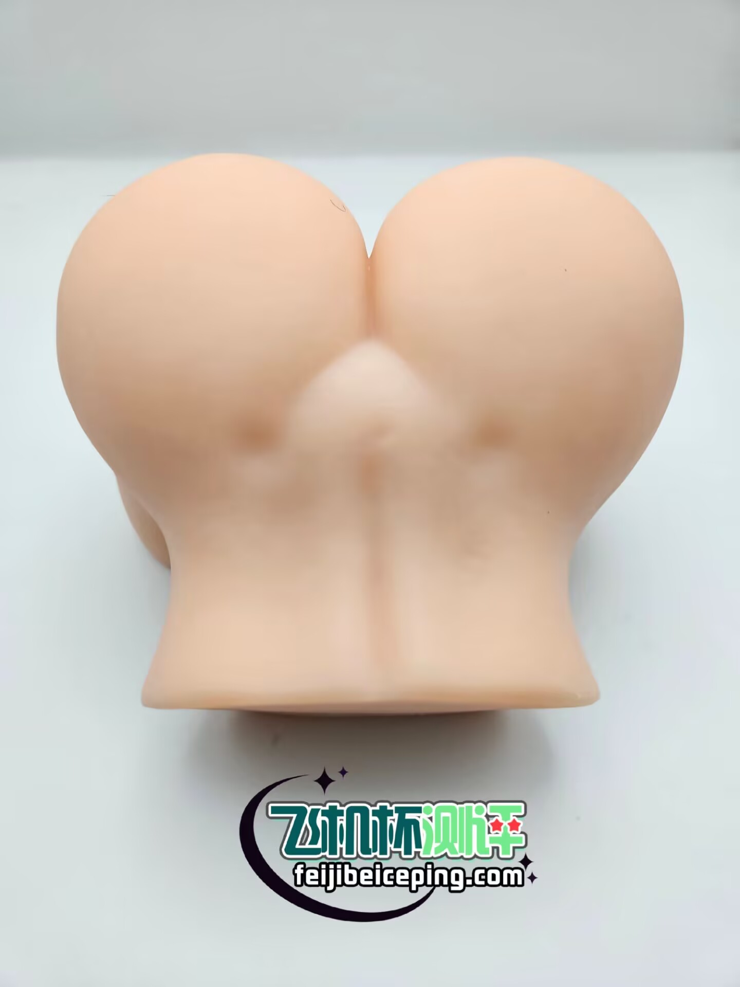 飞机杯测评:RAKUKOTO纯欲萌尻